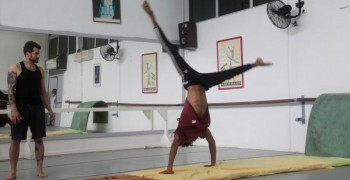 Ateliers Danse (dancehall, hip-hop, krump) et Cirque (pratique acrobatique, jonglerie)